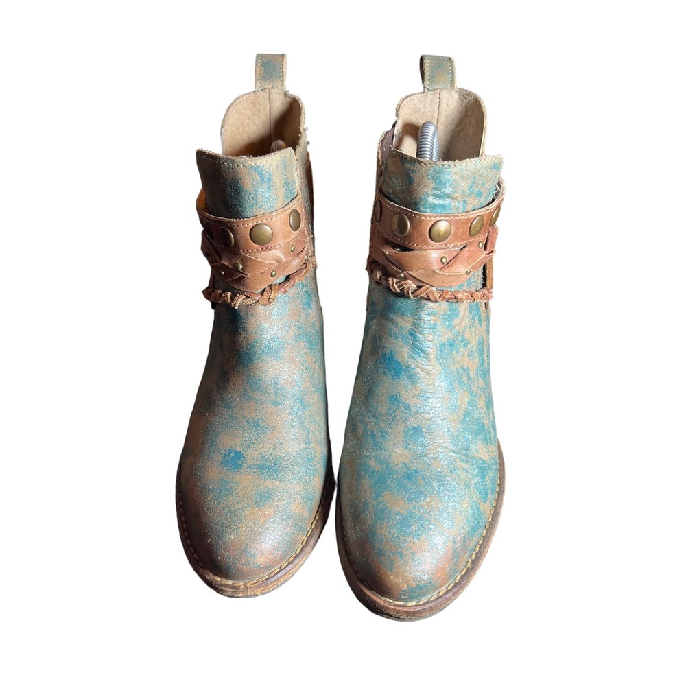 Distressed Corral Turquoise Metallic Western Studded Boots 8.5 pull-on - Picture 2 of 8